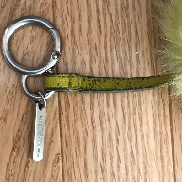 ⚡️FLASH SALE!✨ Fendi Selleria Yellow 💛 pOm😳Rabbit🔪🐇🩸Fur Keychain Bag Charm! - Picture 3 of 6